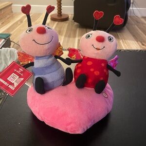 Musical Hallmark Snuggle Bugs Sing